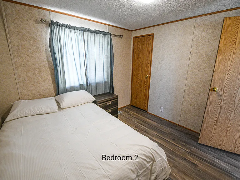 589 Stewart St — Photo 10