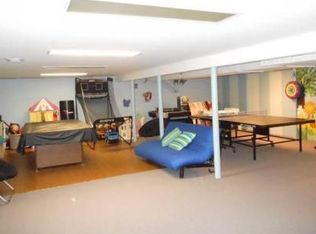 5 Ivy Ln, Parsippany, NJ 07054