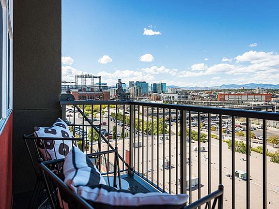 3rd image of 2215 Market St #501