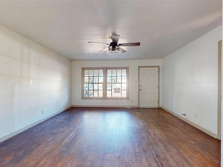 3826 Landa Ln — Photo 18