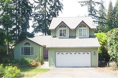 1st image of 12739 Crown Dr NE