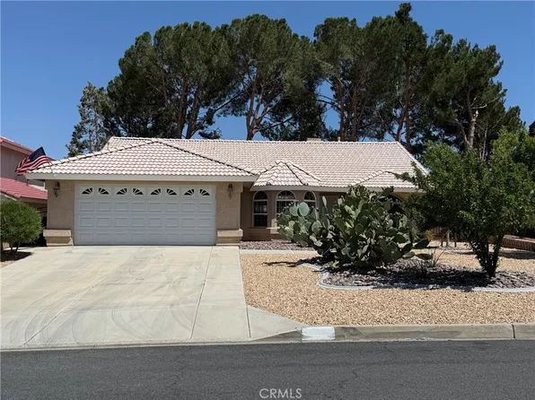 18015 Wildwood Dr, Victorville, CA 92395