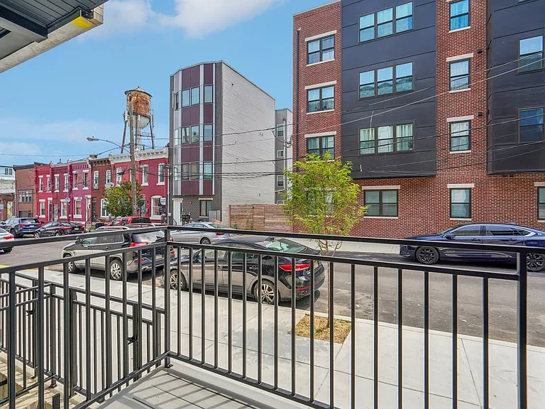 2635 W Jefferson St #106 — Photo 8