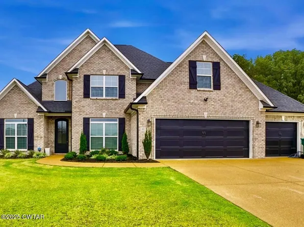 43 Matthews Place Dr, Jackson, TN 38305