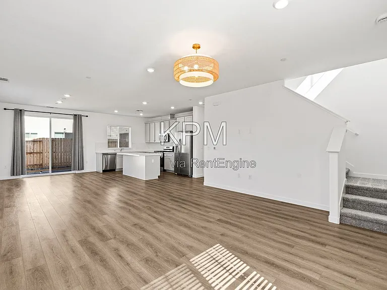 10925 Admiral Cove Way #1 — Photo 8