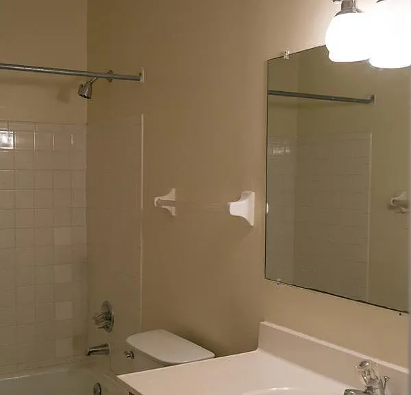 2000 Lakeview Ave #A — Photo 10
