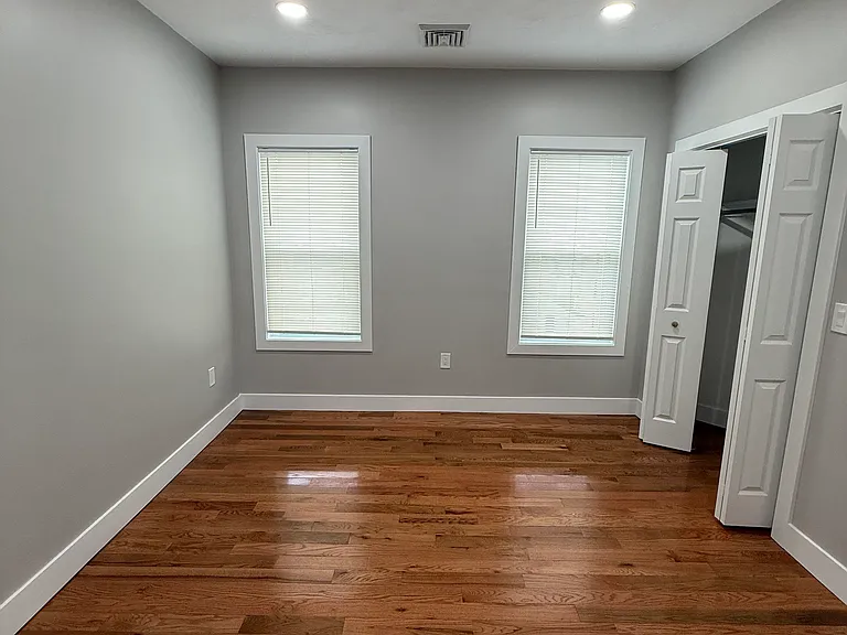 66 Waverly St #3 — Photo 6
