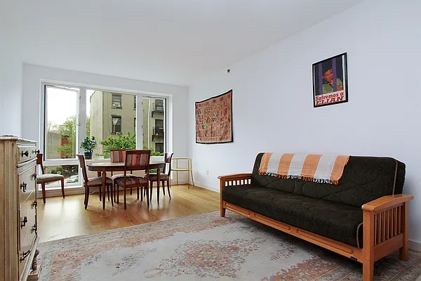 Sold by Corcoran | media 24