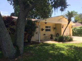 485 W Seminole Dr, Venice, FL 34293