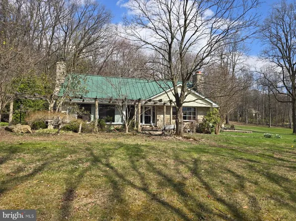 211 Orchard Rd, Fleetwood, PA 19522