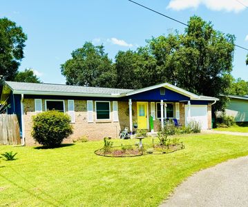 11 Port Dixie Blvd, Shalimar, FL, 32579