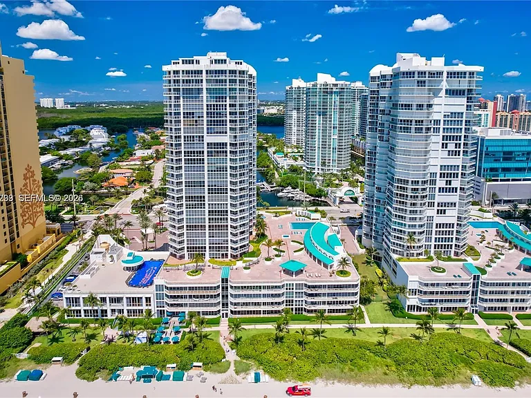 16425 Collins Ave #1612 — Photo 36
