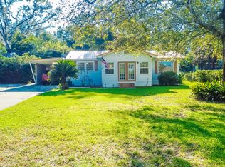 34 Longwood Dr, Shalimar, FL 32579