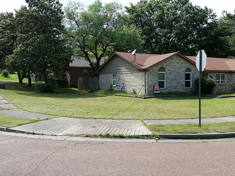 2nd image of 3207 Teaberry Ln