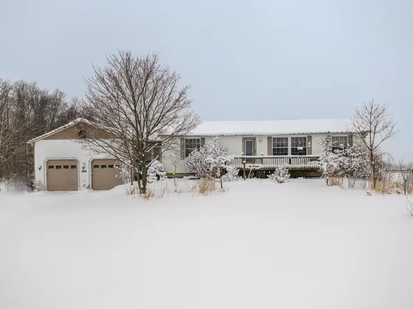 38918 37 1/2 St, Paw Paw, MI 49079