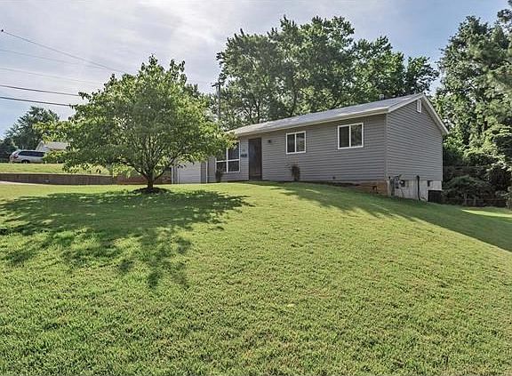 4th image of 5182 Ville Camelia Ln