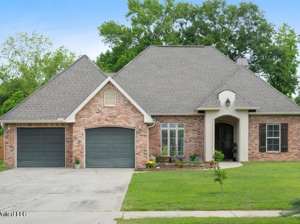 1 Mossy Oaks Ln, Long Beach, MS 39560