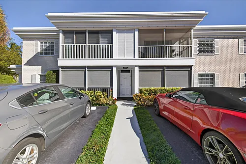 6457 Bay Club Dr #4 Photo 1