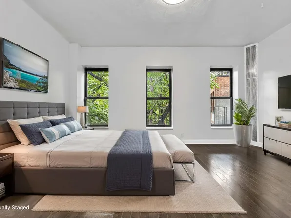 115 Perry Street image 1 of 7