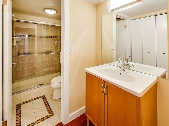 4th image of 1738 Chicago Ave APT 603