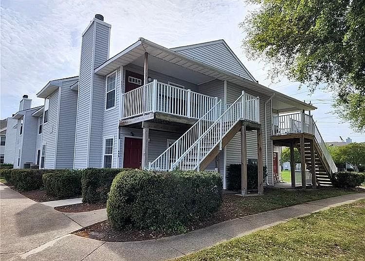 1st image of 455 Shelter Dr