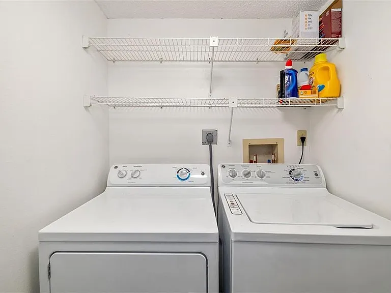 7201 Curtiss Ave #2D — Photo 26