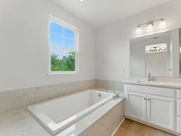 2319 Carbondale Way — Photo 12