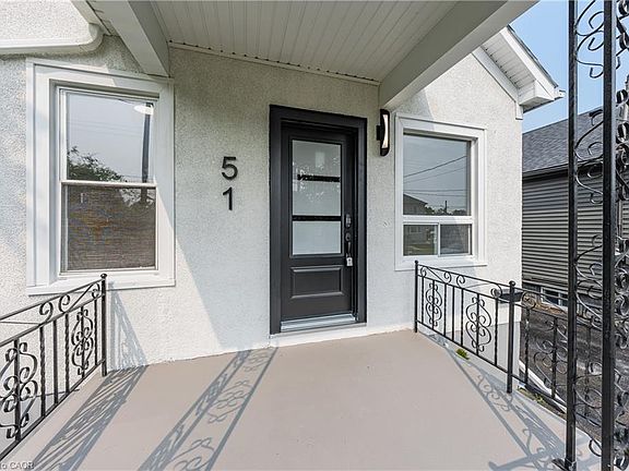 4th image of 51 Queen St S