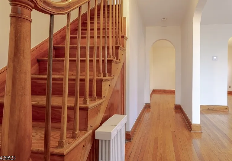 1709 Lawrence St — Photo 2