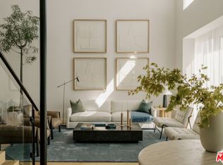 702 N Doheny Dr #TOWNHOUSE 8, West Hollywood, CA 90069