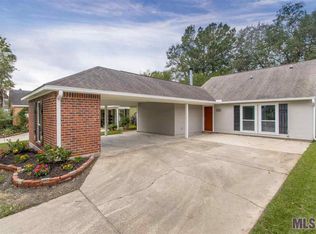 552 Fawn Lake Dr, Baton Rouge, LA 70816