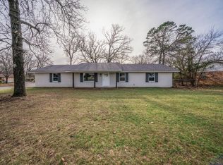3101 Gilmer Rd, Longview, TX 75604