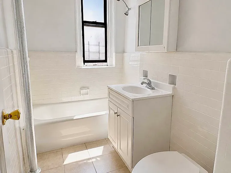 2665 Grand Concourse #5F — Photo 4