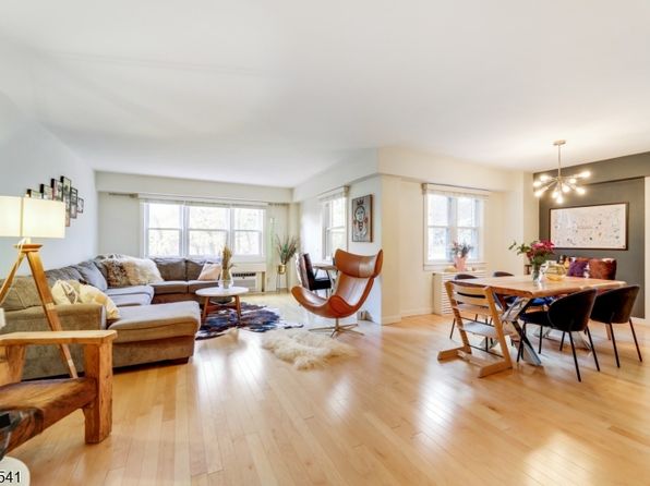 415 Claremont Ave #2G, Montclair Twp., NJ 07042