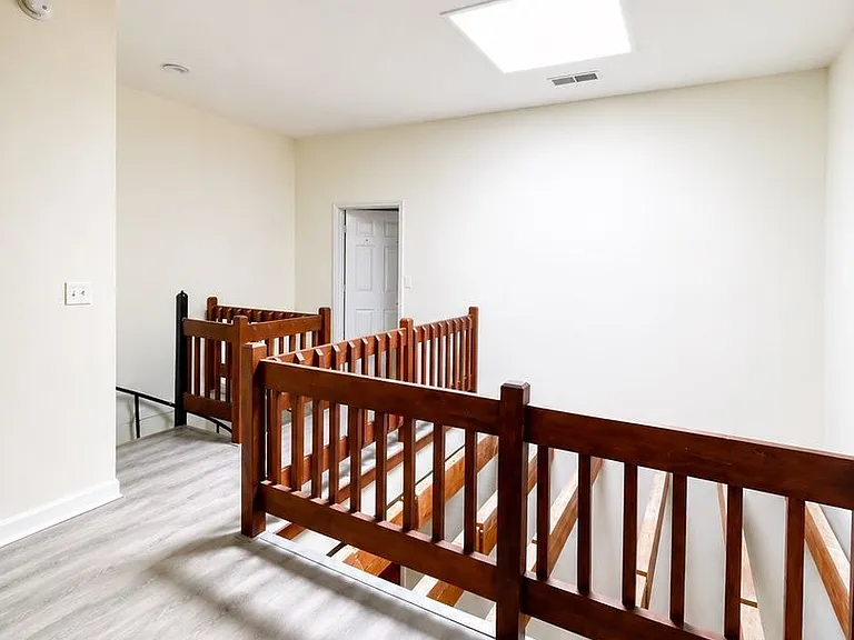 235 King St #2 — Photo 7
