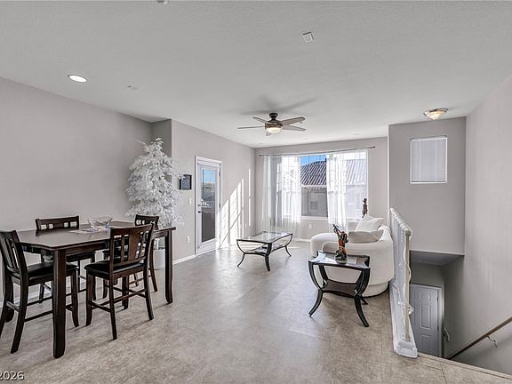 3rd image of 5855 Valley Dr Unit 2169