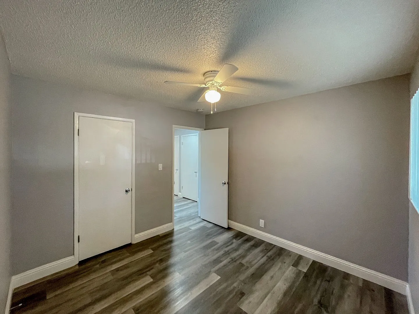 Oak Ridge Apartments — Photo 2