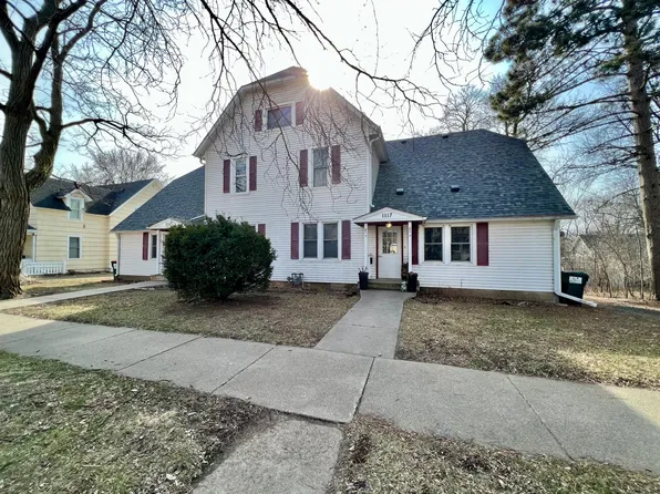 1117 6th St APT 4, Hudson, WI 54016