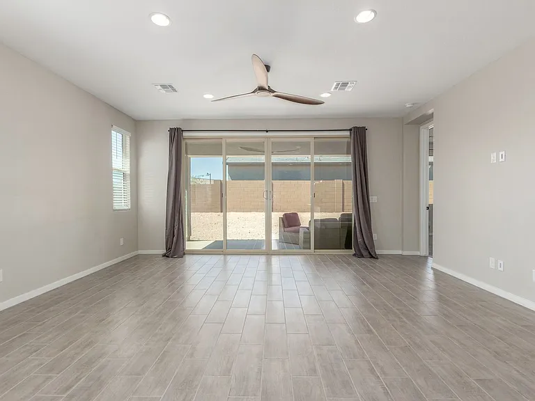 18434 E Camila Dr — Photo 6