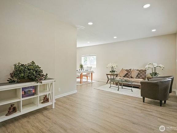 5th image of 3611 E I Street