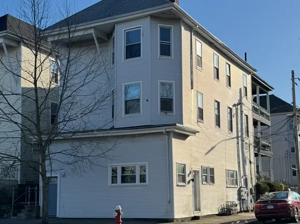 717-719 Brock Ave, New Bedford, MA 02744