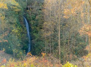 85 Brown Ln, Marble, NC 28905