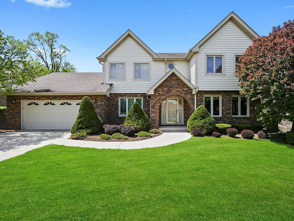 1st image of 13924 S Golden Oak Dr