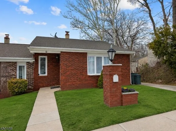 13 James St, Dover Town, NJ 07801