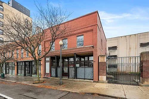 131 W Kalamazoo Ave #A Photo 1