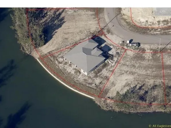 2118 NE 35th Lane Cpe, Cape Coral, FL 33909