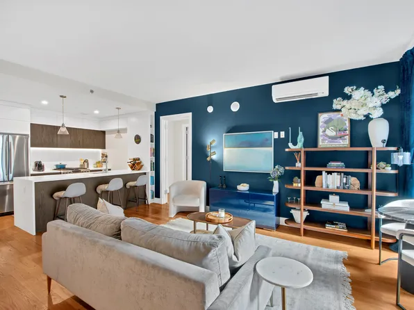 2100 Bedford Avenue image 2 of 16