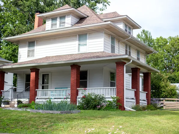 890 S Redman Ave, Marshall, MO 65340