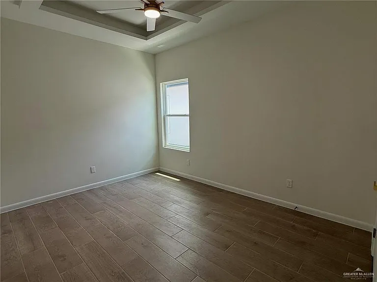 1302 Rosewood Ln #3 — Photo 8
