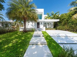 1325 Bay Dr, Miami Beach, FL 33141
